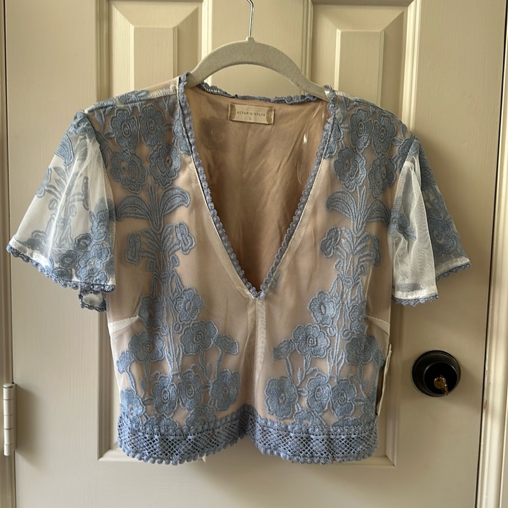 Altar’d State beige and blue embroidered crop top. NWT